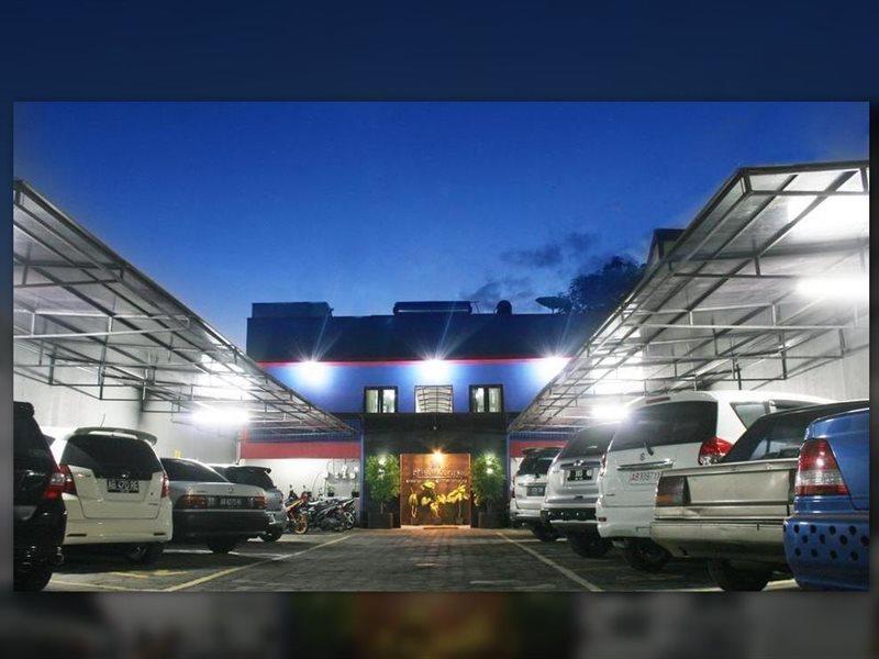 D'Paragon Pringwulung Maguwo Exterior photo